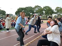 这是一篇有“力量”的推文！——记星湾学校八年级组拔河比赛